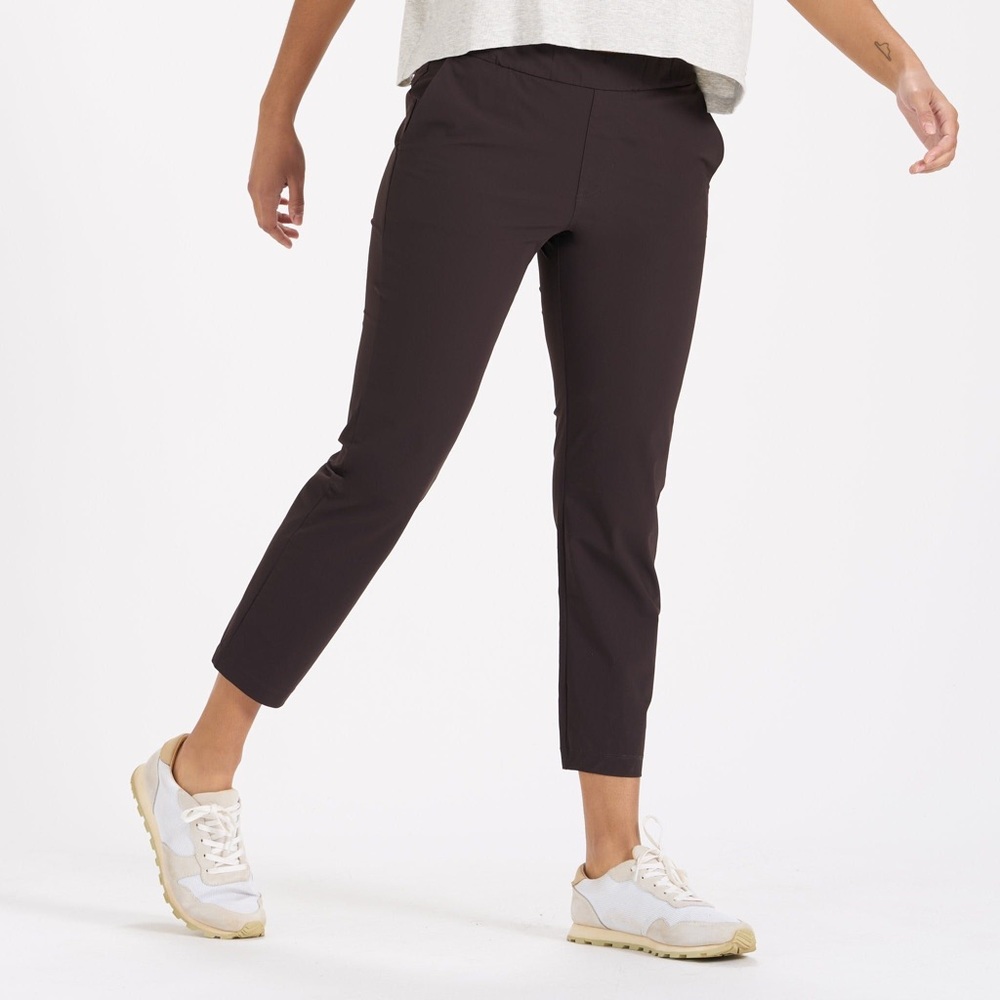 Vuori Women's Cropped Ankle Pants in Dark Brown